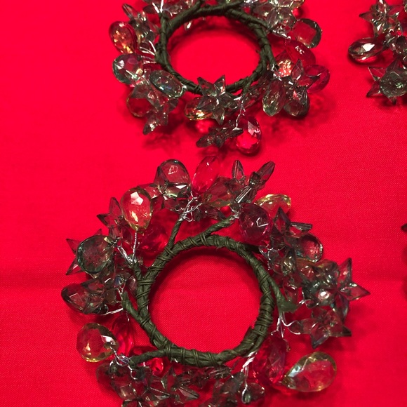 4 Vintage Christmas Holiday Napkin Rings Holders - Picture 2 of 7